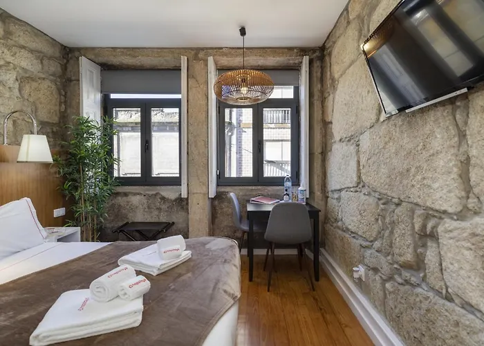 Gardens - Historic House, By Hopstays Appartement *