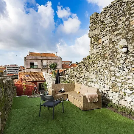 Apartment Gardens - Historical House