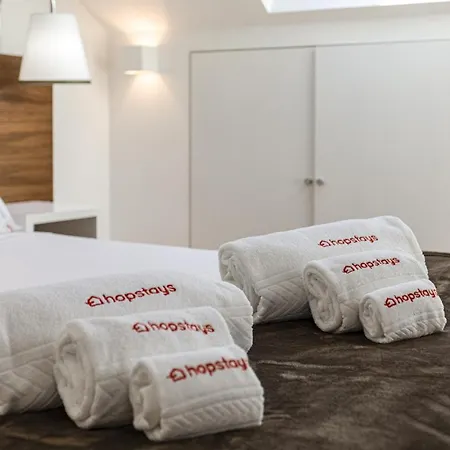 Appartement Gardens - Historic House, By Hopstays