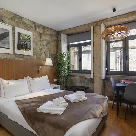 Gardens - Historic House, By Hopstays * Oporto