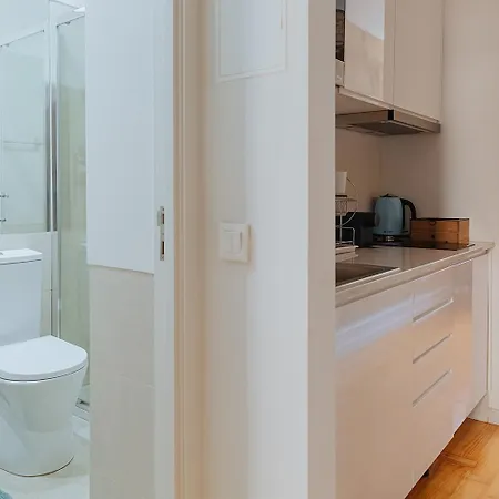 Apartman Gardens - Historic House, By Hopstays *