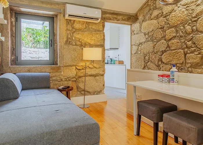 Gardens - Historic House, By Hopstays Apartment Porto