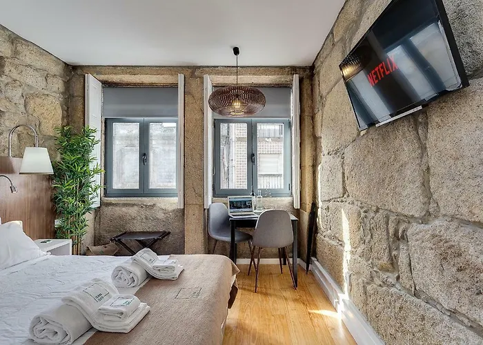 Gardens - Historic House, By Hopstays Apartment Porto