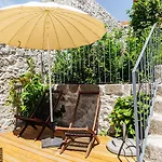Daire Gardens - Historic House, By Hopstays *