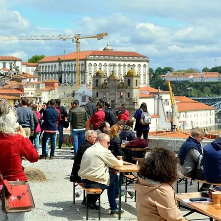 Gardens - Historic House, By Hopstays Apartament *