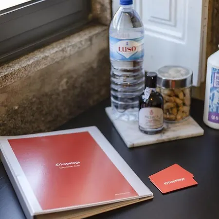 Gardens - Historic House, By Hopstays *