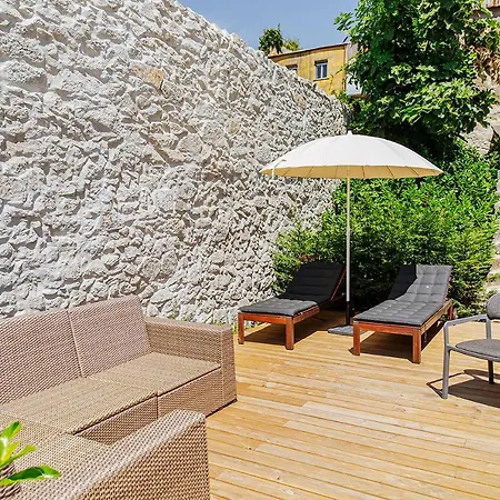 Daire Gardens - Historic House, By Hopstays Porto